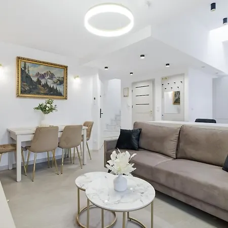 아파트 Wolnica Premium Duplex *