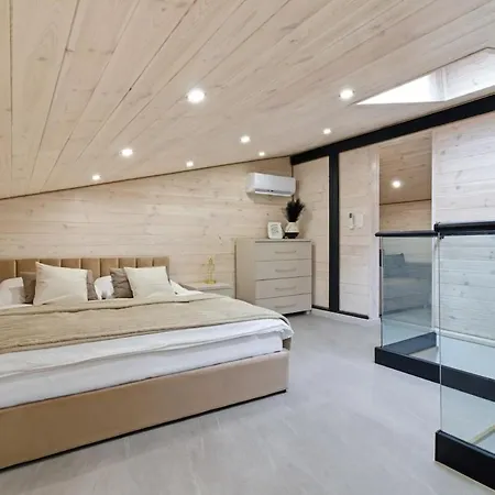 아파트 Wolnica Premium Duplex *